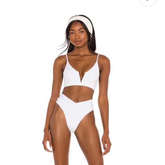 L*SPACE Court Bikini Bottom in White | XS - Picture 3 of 7